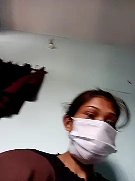 mona-33 online show from October 2025 05:41:01 AM