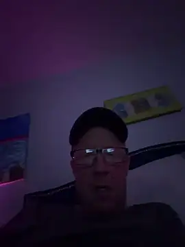 krisdeanbb online show from April 2026 04:25:01 AM