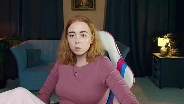 Snapshot of AddieOsler chatting on November 2025 08:20:01 PM AddieOsler online show from November 2025 08:20:01 PM