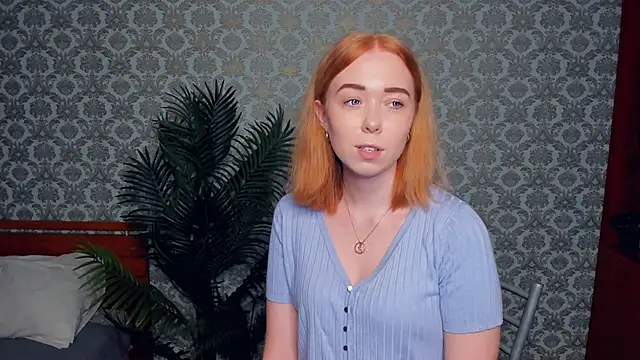 Snapshot of AddieOsler chatting on November 2025 07:18:02 PM AddieOsler online show from November 2025 07:18:02 PM