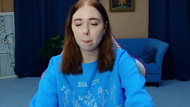 AddieOsler online show from April 2026 07:42:01 PM