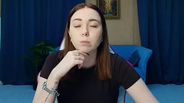 Snapshot of AddieOsler chatting on February 2026 08:09:01 PM AddieOsler online show from February 2026 08:09:01 PM