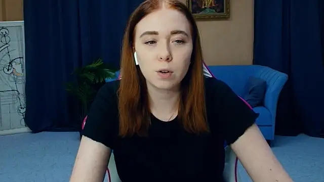 AddieOsler online show from April 2026 07:42:02 PM