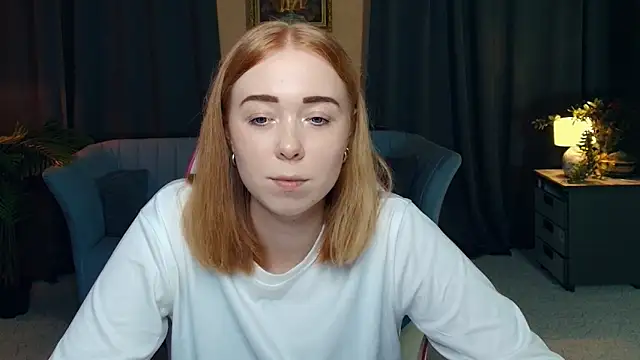 Snapshot of AddieOsler chatting on December 2025 07:37:02 PM AddieOsler online show from December 2025 07:37:02 PM