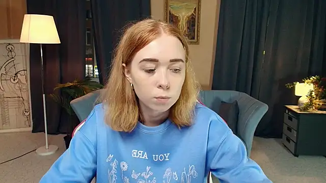 Snapshot of AddieOsler chatting on November 2025 07:35:01 PM AddieOsler online show from November 2025 07:35:01 PM