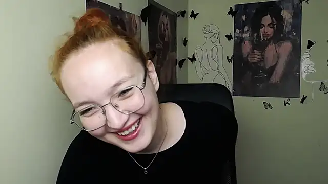 Snapshot of MissAriaa chatting on May 2026 06:10:02 AM MissAriaa online show from May 2026 06:10:02 AM