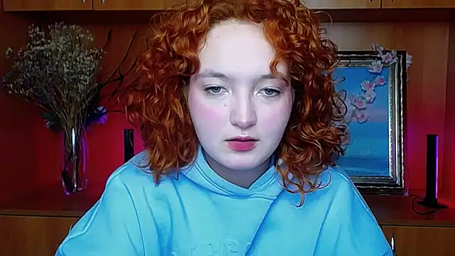 MissAriaa online show from April 2026 12:01:02 PM