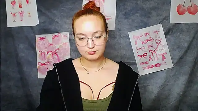 MissAriaa online show from June 2026 02:33:01 PM