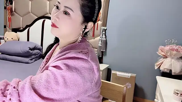 yaoyao22678 online show from May 2026 01:31:02 AM