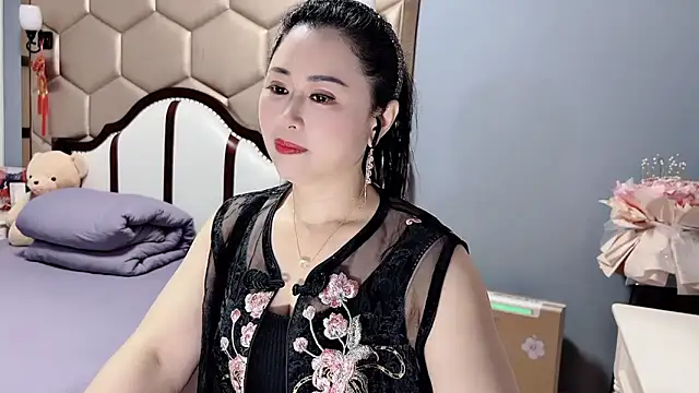yaoyao22678 online show from May 2026 02:10:03 AM