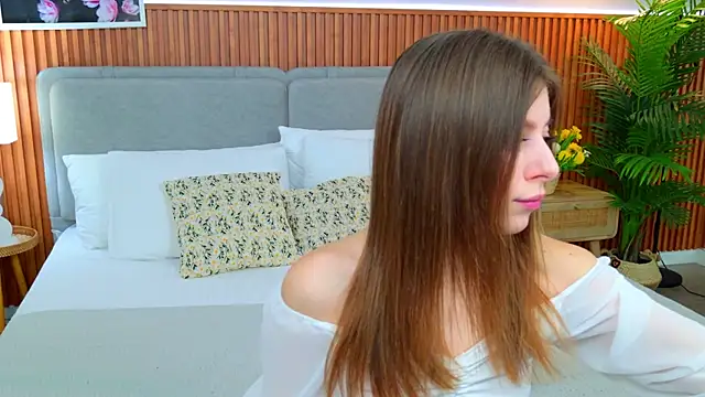 Sandy Edvards online show from April 2026 04:52:01 AM