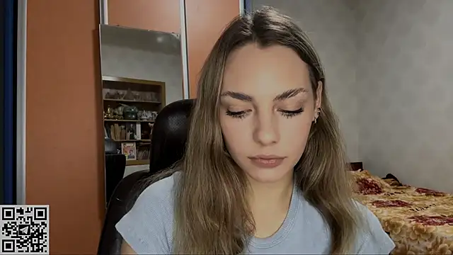 IlanaLafferty online show from November 2025 04:07:01 PM