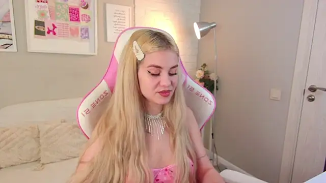 Rose Masson online show from March 2026 05:33:02 AM