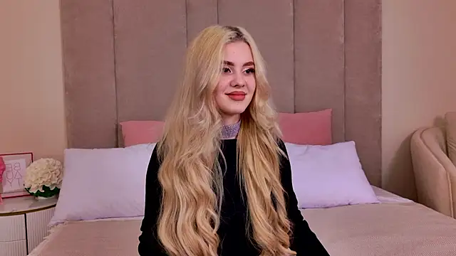 Rose Masson online show from March 2026 06:07:01 AM