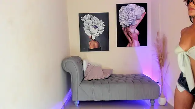 lizzakennedy online show from May 2026 12:25:02 PM