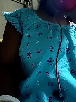 Snapshot of Danielbutterfly chatting on October 2025 05:59:01 AM Danielbutterfly online show from October 2025 05:59:01 AM