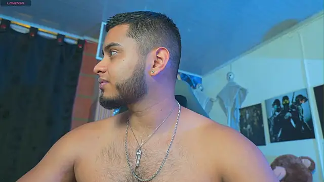 Tiler wolker online show from February 2026 06:22:01 AM