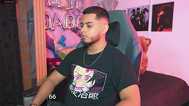 Tiler wolker online show from January 2026 01:43:02 AM