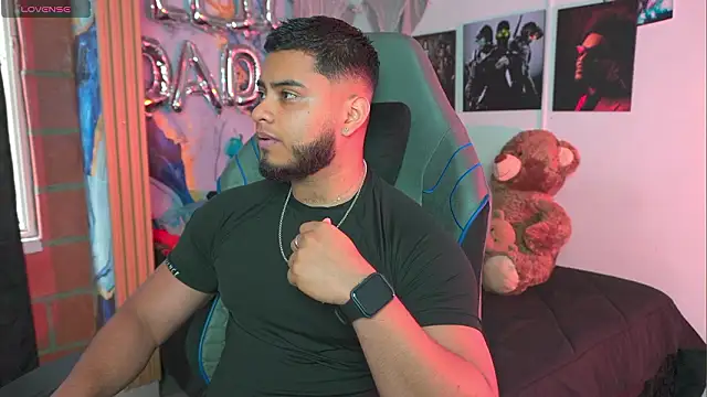 Tiler wolker online show from March 2026 09:04:02 PM