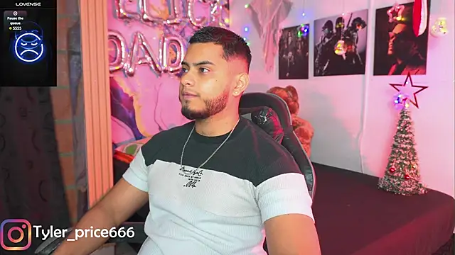 Tiler wolker online show from December 2025 06:27:01 AM