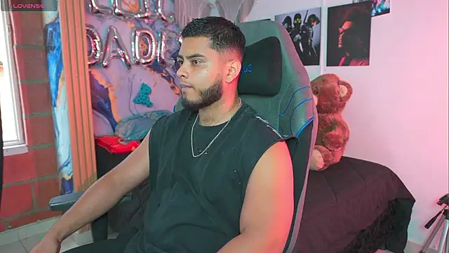 Tiler wolker online show from March 2026 09:24:02 PM