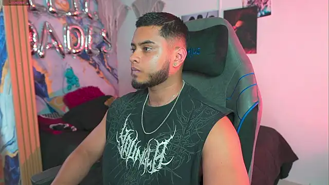 Tiler wolker online show from March 2026 10:16:02 PM