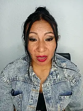 Esmeralda 546 online show from January 2026 07:21:01 PM