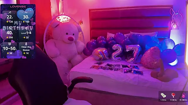 Snapshot of catalehia_moonlightt chatting on June 2026 12:13:02 PM catalehia moonlightt online show from June 2026 12:13:02 PM