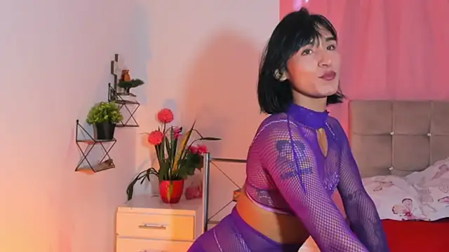 Snapshot of nahomi28_ chatting on November 2025 05:39:01 PM nahomi28 online show from November 2025 05:39:01 PM