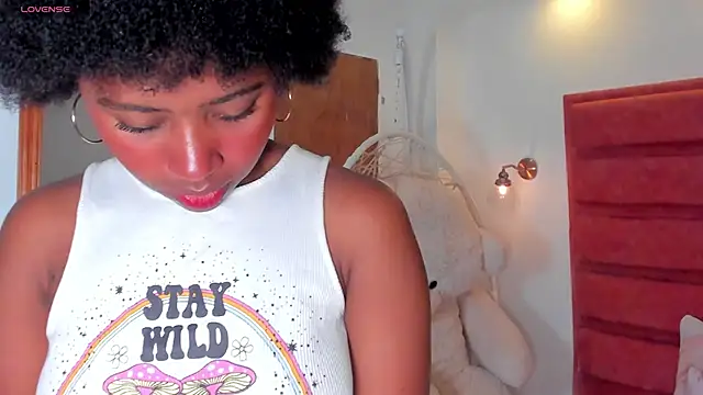 violeta ruizz online show from November 2025 12:20:02 PM