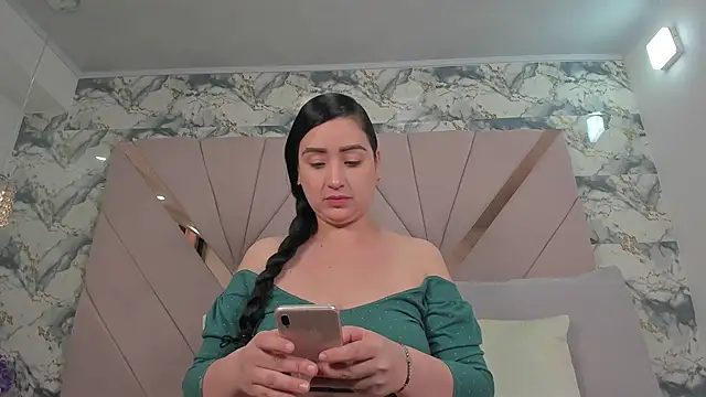 naomy sexy  online show from November 2025 12:48:02 PM