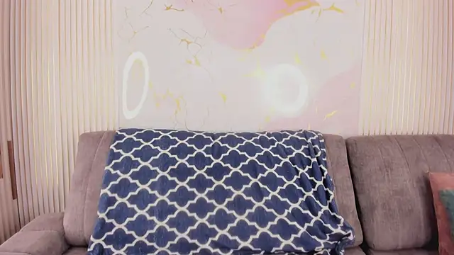 NhoanBrunette online show from March 2026 01:40:01 PM