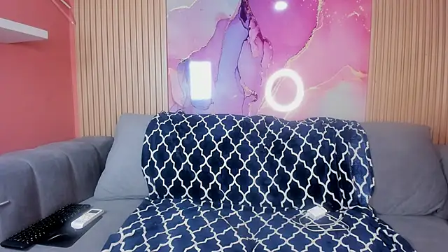 NhoanBrunette online show from November 2025 12:30:01 PM