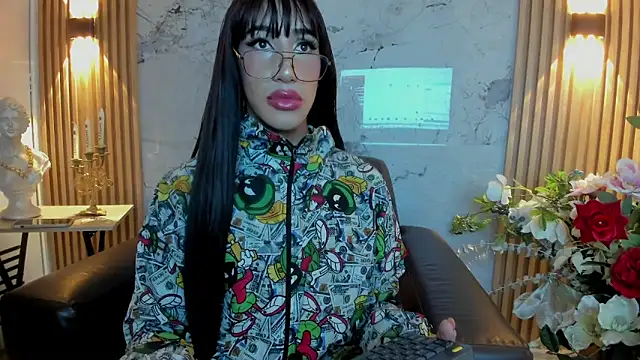 Snapshot of Nayla_Monroee chatting on October 2025 02:05:02 PM Nayla Monroee online show from October 2025 02:05:02 PM