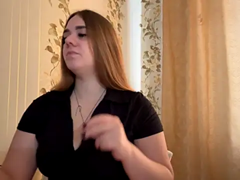 Hanna 777 online show from November 2025 08:18:02 AM