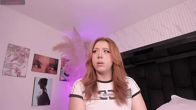 JanneBlossom  online show from June 2026 10:54:02 PM