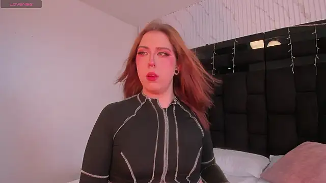 JanneBlossom  online show from February 2026 10:39:01 PM