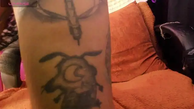 ghostwomaan online show from April 2026 02:33:01 PM