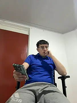 Snapshot of Sam_Rush chatting on June 2026 02:44:02 AM Sam Rush online show from June 2026 02:44:02 AM