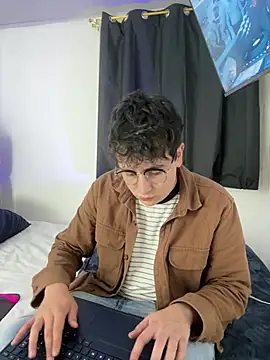Snapshot of Sam_Rush chatting on July 2026 03:30:02 AM Sam Rush online show from July 2026 03:30:02 AM