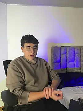 Snapshot of Sam_Rush chatting on July 2026 03:48:02 AM Sam Rush online show from July 2026 03:48:02 AM