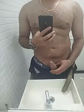 Jervaz online show from November 2025 01:17:02 AM