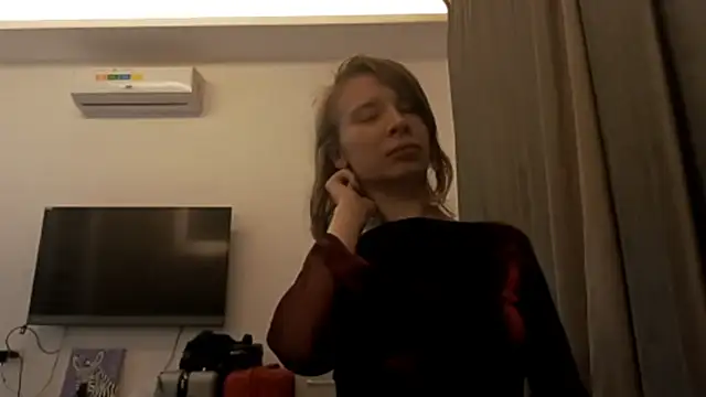 MargaretFairy online show from November 2025 05:38:01 PM