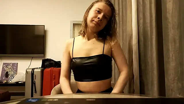 MargaretFairy online show from November 2025 05:28:01 PM