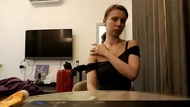 MargaretFairy online show from November 2025 06:52:02 PM