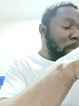 shoodly99 online show from November 2025 01:20:01 AM