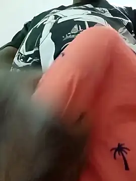 shoodly99 online show from February 2026 01:14:02 AM