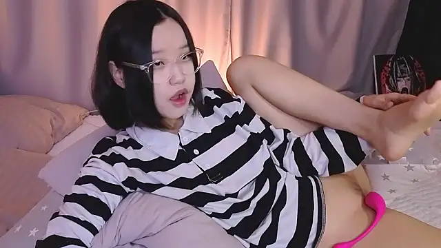 dreamSuaa online show from February 2026 09:42:02 AM