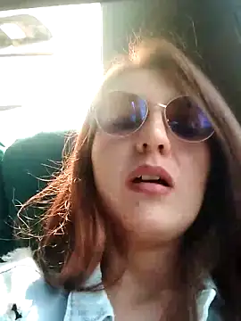 Alyah 1-2 online show from November 2025 03:04:02 PM