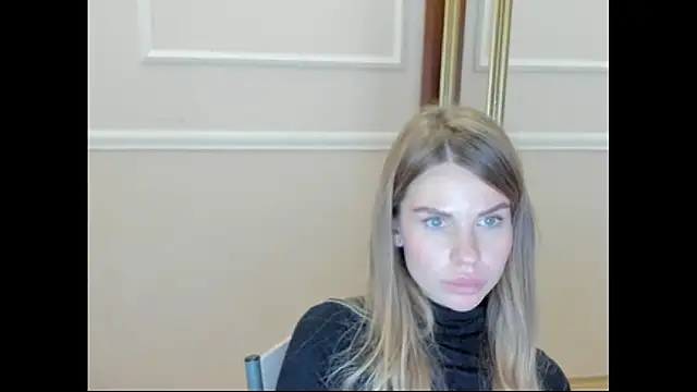 Snapshot of LinaBey chatting on November 2025 02:28:02 PM LinaBey online show from November 2025 02:28:02 PM